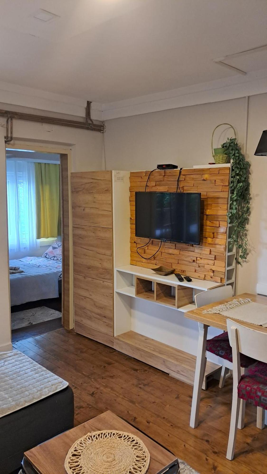 Garmani Leilighet Vrnjačka Banja Eksteriør bilde